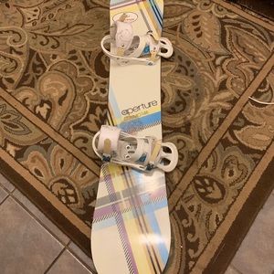 Aperture cosmo 148 snowboarding Bundle